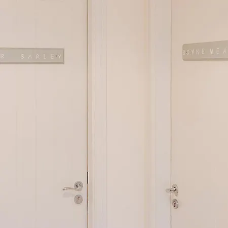 Rock Farm - Limehouse *