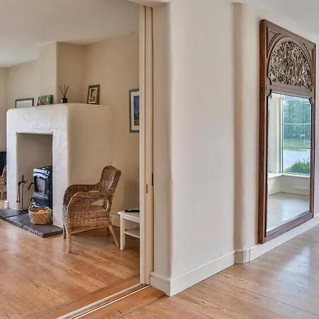 בית הארחה Rock Farm - Limehouse *