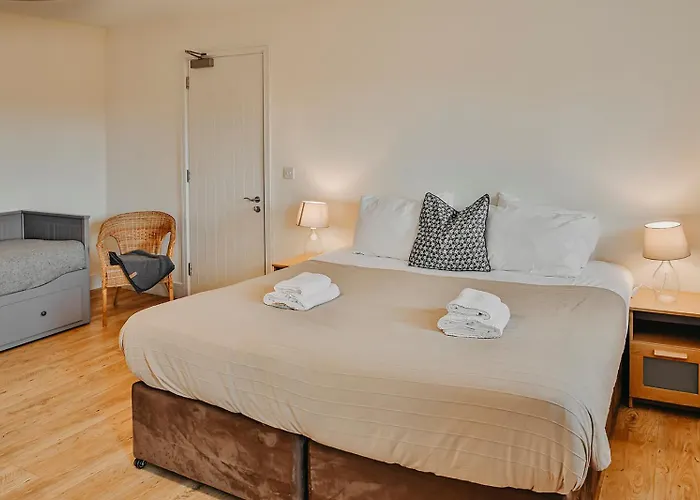 Rock Farm - Limehouse