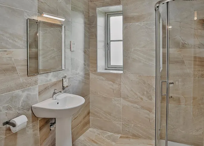 Rock Farm - Limehouse Гостевой дом Слейн