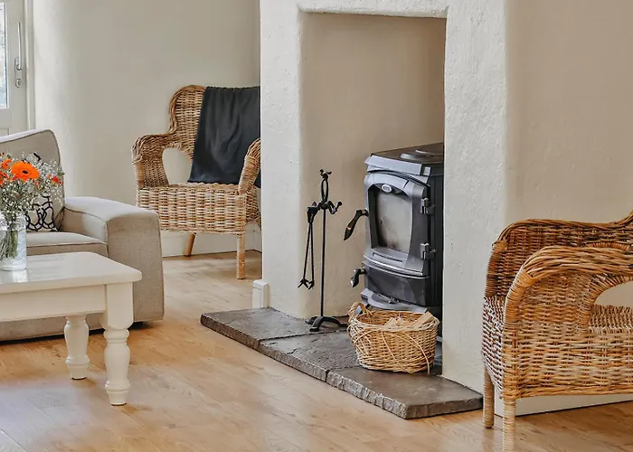 Rock Farm - Limehouse *