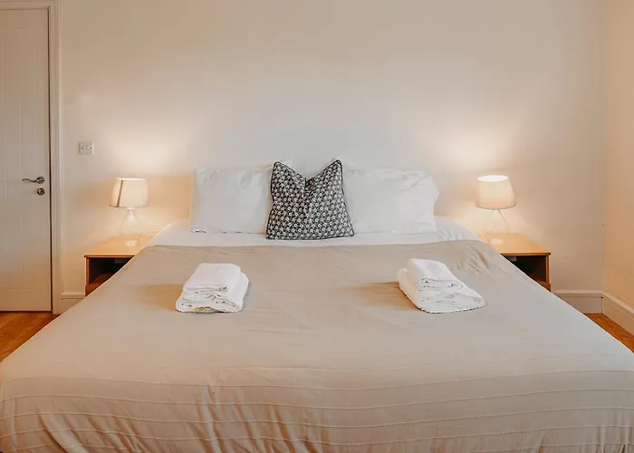 Гостевой дом Rock Farm - Limehouse *