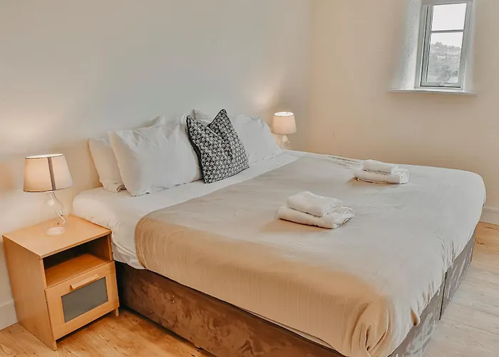 Гостевой дом Rock Farm - Limehouse