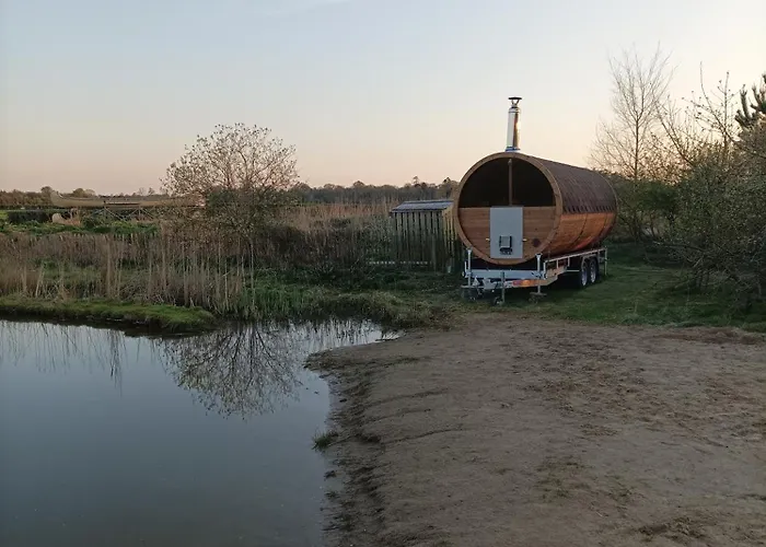 Гостевой дом Rock Farm - Limehouse